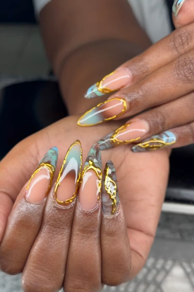 Gold leaf marbled nail art set